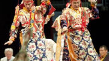 His Holiness Performs Kalachakra Preparation Ritual