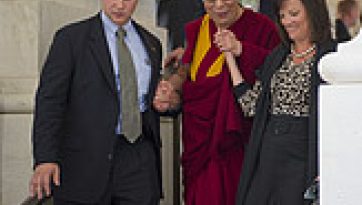 His Holiness meets Senate Foreign Relations Committee members and completes Kalachakra Preliminary Initiation