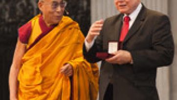 His Holiness the Dalai Lama receives the Templeton Prize for 2012