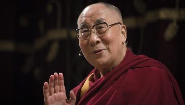 Congratulating President Moon Jae-in