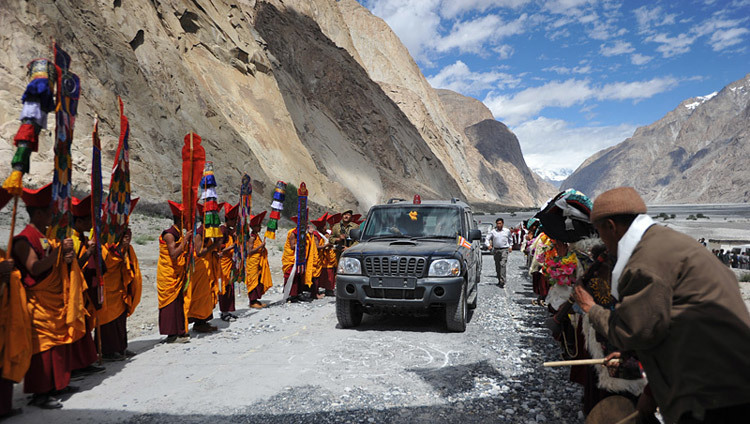 His Holiness the Dalai Lama arrives at Yama Gompo Monastery in Nubra Valley, Ladakh, India on July 23rd, 2010. (Photo by Tenzin Phuntsog/OHHDL)