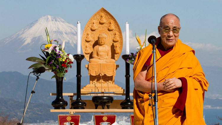 His Holiness the Dalai Lama participating in an interfaith event in Shizuoka, Japan on November 22, 2013. (Photo courtesy Liaison Office of HHDL Japan)