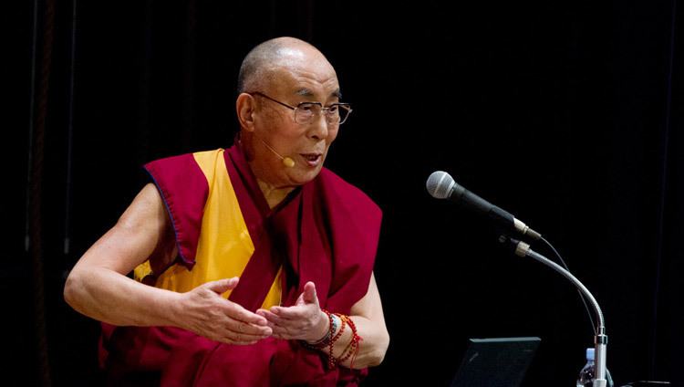 His Holiness the Dalai Lama speaking at the Global Environmental Forum for the Next Generation in Tokyo, Japan on April 6, 2015. (Photo courtesy Liaison Office of HH the Dalai Lama Japan)