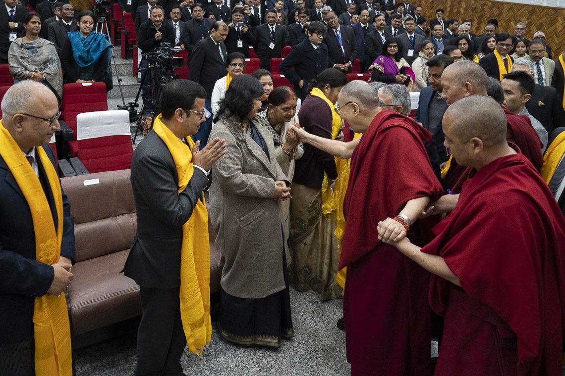 Sadhguru performing the yajna