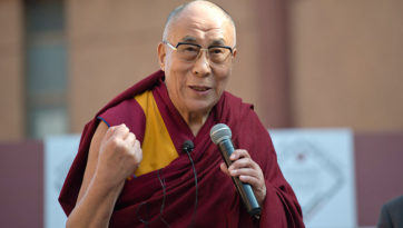 His Holiness the Dalai Lama Responds to the Passing Away of Nelson Mandela